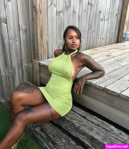 Lexonthemoonn OnlyFans Thumbnail #uTYqroYSyn