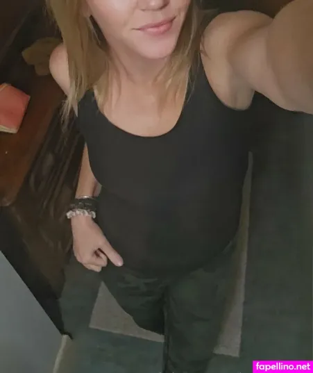 Lexxi Love27 OnlyFans Thumbnail #9z0mHW2TcW