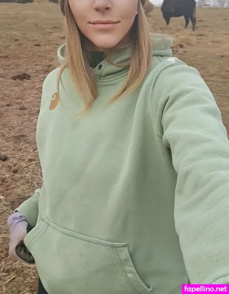 Lexxi Love27 OnlyFans Thumbnail #CWcuUDmmYc