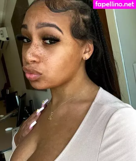 Lexxiibaebie OnlyFans Thumbnail #UfmTwvoEdX