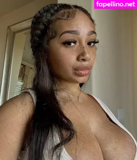 Lexxiibaebie OnlyFans Thumbnail #ZUq6BqujKC