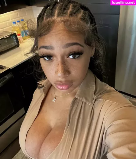 Lexxiibaebie OnlyFans Thumbnail #quybkyphq1