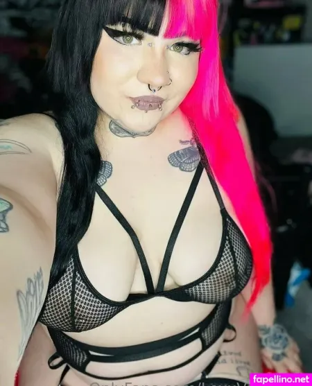 Lexxvalentine OnlyFans Thumbnail #NHYWgNP0UN