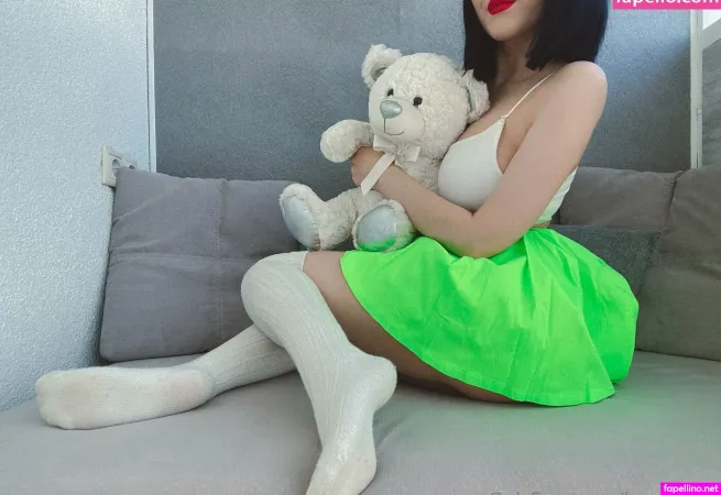 Lexxxi Feet OnlyFans Thumbnail #P7TsoqOa7k