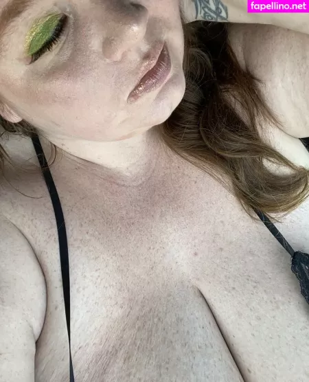 Lexxxiluxe OnlyFans Thumbnail #WZ4TnUNIc2