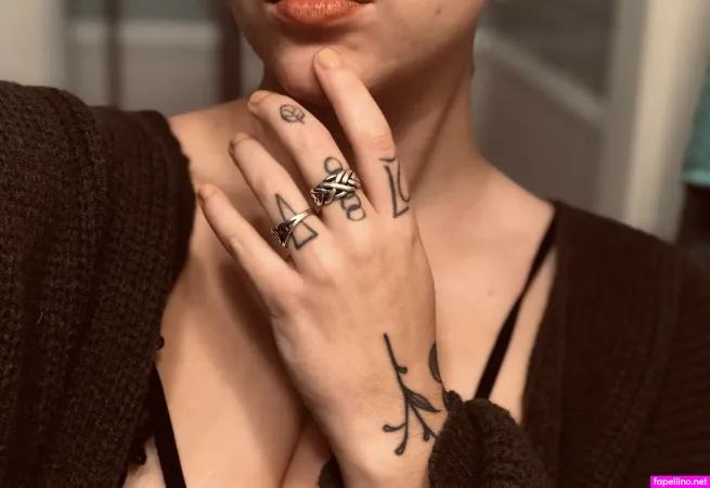 Lexxxreyn OnlyFans Thumbnail #YDJ1cYpPqk