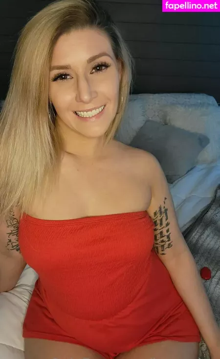 Lexxxyloo OnlyFans Thumbnail #V8zJRUlCvK