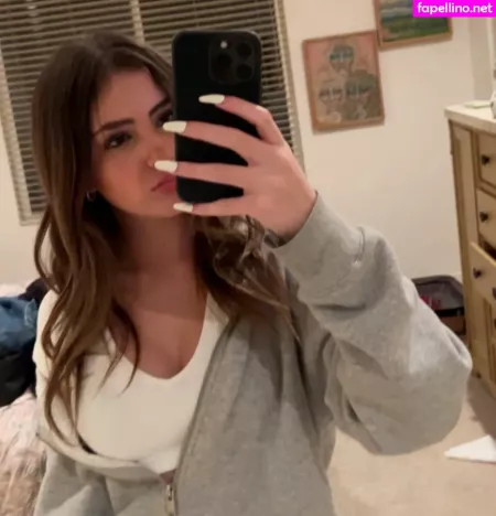 Lexy Kolker OnlyFans Thumbnail #50ULasv1D8