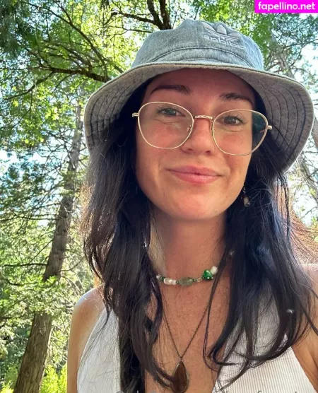 Lexyforester OnlyFans Thumbnail #AGy7KW2LA7