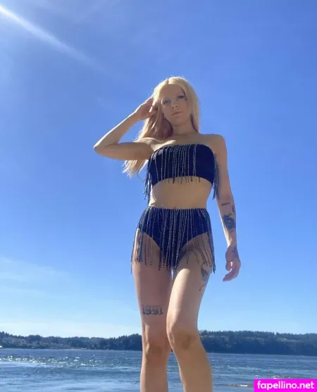 Lexzannofficial OnlyFans Thumbnail #x4lcXs02Md