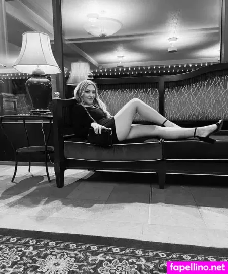 Leyawhite OnlyFans Thumbnail #U2VlYBMYEe