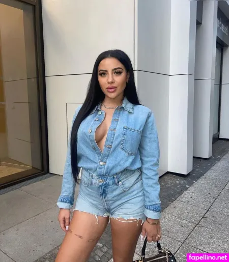 Leyla Lahouar OnlyFans Thumbnail #UAqV8K4VzC