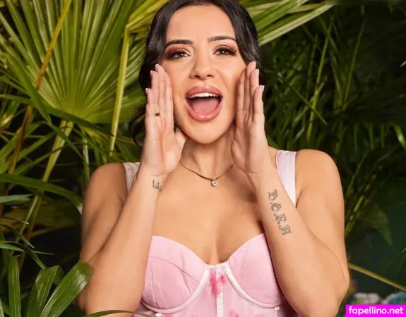 Leyla Lahouar OnlyFans Thumbnail #ZnUgsTUHD9