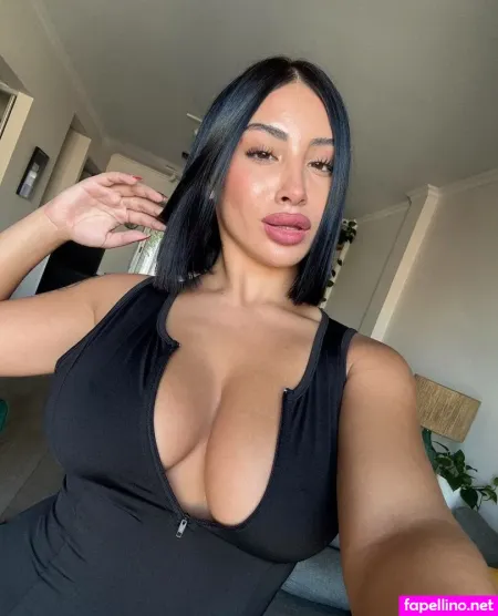 Leylaamari OnlyFans Thumbnail #6LUYNgckHp