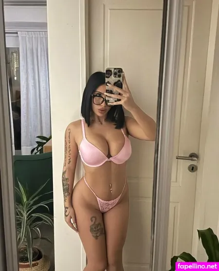 Leylaamari OnlyFans Thumbnail #uKS2jmRiJM