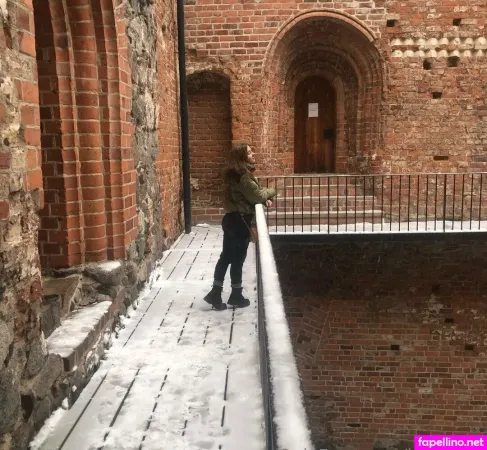 Leylacool OnlyFans Thumbnail #r8lneMmq19