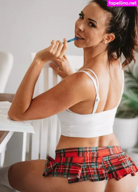 Leylalewis OnlyFans Thumbnail #UDpzScBWH3