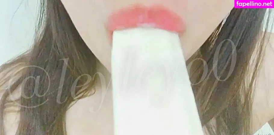 Leyleyo0 OnlyFans Thumbnail #K2nKkCFcRm