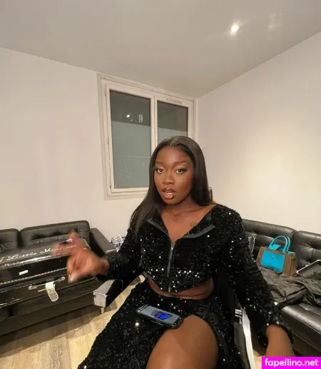 Leysmc OnlyFans Thumbnail #CcUMc6gKFn