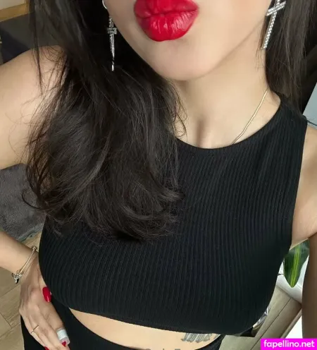 Lezizeefree Main Profile Photo