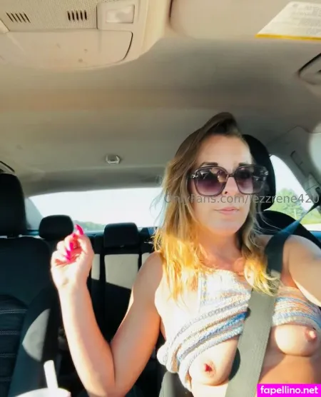 Lezzrene420 OnlyFans Thumbnail #rfzBU39gQl