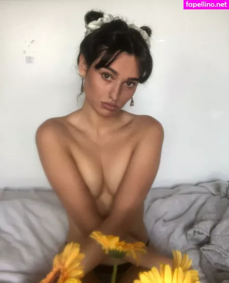 Li Lana OnlyFans Thumbnail #SCObzqtWFN