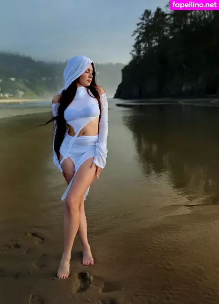 Li Si OnlyFans Thumbnail #E3lzBK4ld8