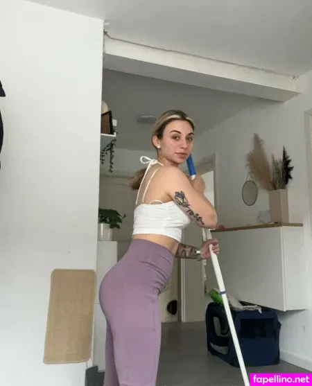 Lia Andersson OnlyFans Thumbnail #WRQDgnjwSv