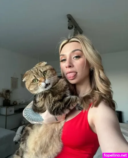 Lia Andersson OnlyFans Thumbnail #XUUnMtNdv9