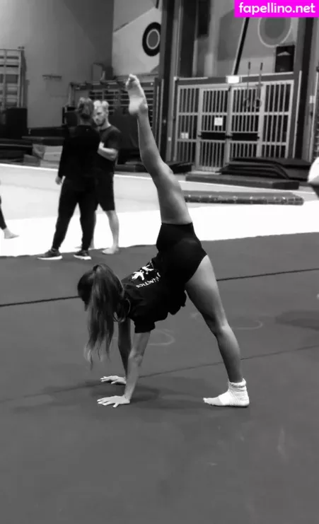 Lia Barlev OnlyFans Thumbnail #qXFvGFHsHL