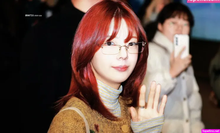 Lia Loves OnlyFans Thumbnail #348LI1epCS