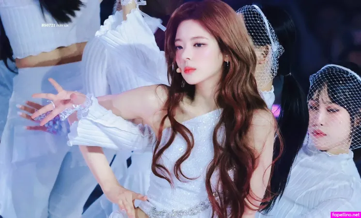 Lia Loves OnlyFans Thumbnail #jIK5l9bAMb