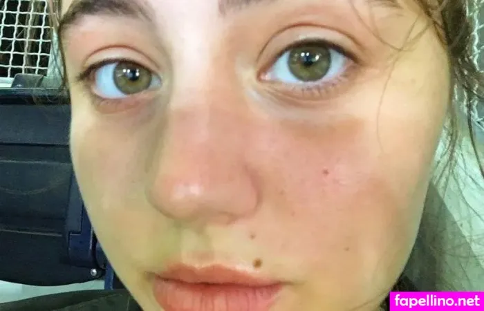 Lia Marie Johnson OnlyFans Thumbnail #9vtb29P2wk