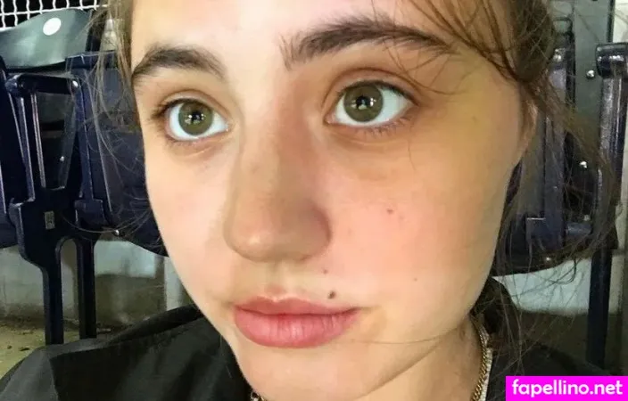 Lia Marie Johnson OnlyFans Thumbnail #GfjbcTK6Vm