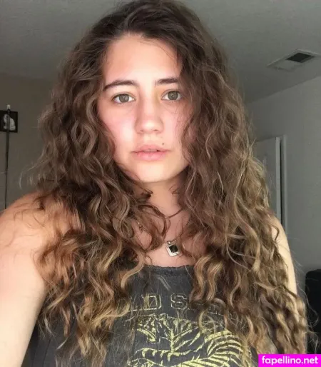 Lia Marie Johnson OnlyFans Thumbnail #ZnofTheRZw