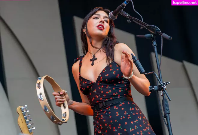 Lia Metcalfe OnlyFans Thumbnail #0TFqC4y6kJ