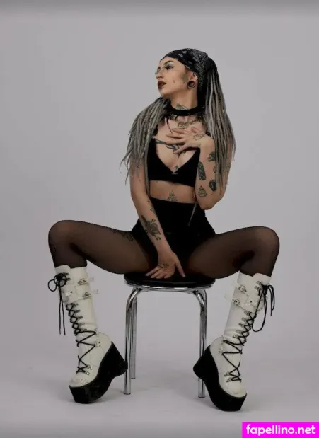 Lia Mur OnlyFans Thumbnail #q2e3nPjObW