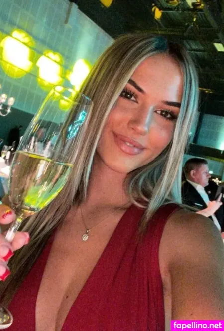 Lia Roul OnlyFans Thumbnail #KXlDcl6HNp