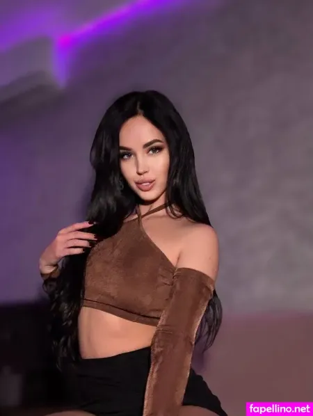 Lia Verse OnlyFans Thumbnail #OPOnZO4BSQ