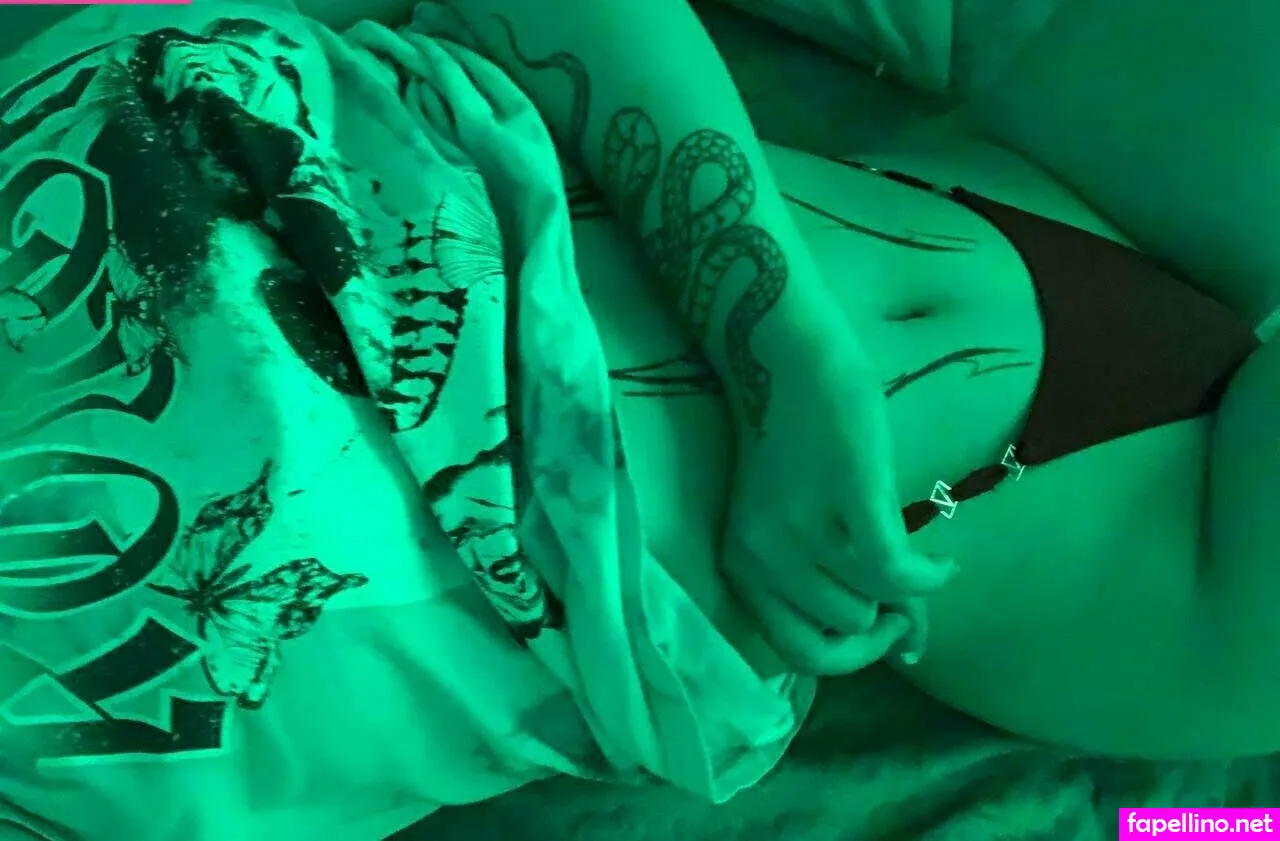 lia.a, liaaaa.a Nude Leaked OnlyFans Photo #4cDeVuVNNJ