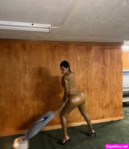Liagoldy OnlyFans Thumbnail #69vmLUo0u5