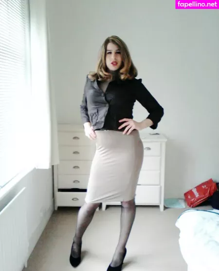 Lialarosa OnlyFans Thumbnail #22c59nipVv