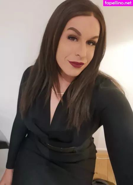 Lialarosa OnlyFans Thumbnail #oTuY9EcP77