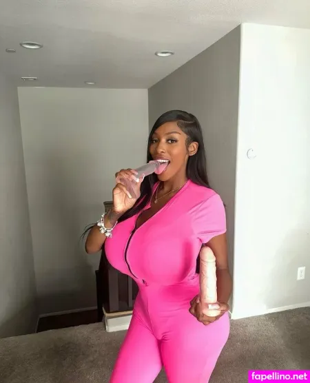 Lialovely4u OnlyFans Thumbnail #VcO7Xggx7P