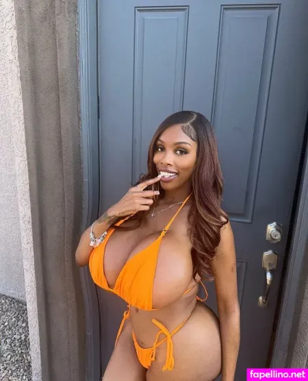 Lialovely4u OnlyFans Thumbnail #kujPO7pZP7