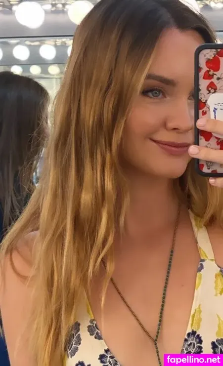 Liana Liberato OnlyFans Thumbnail #988nT1juPv