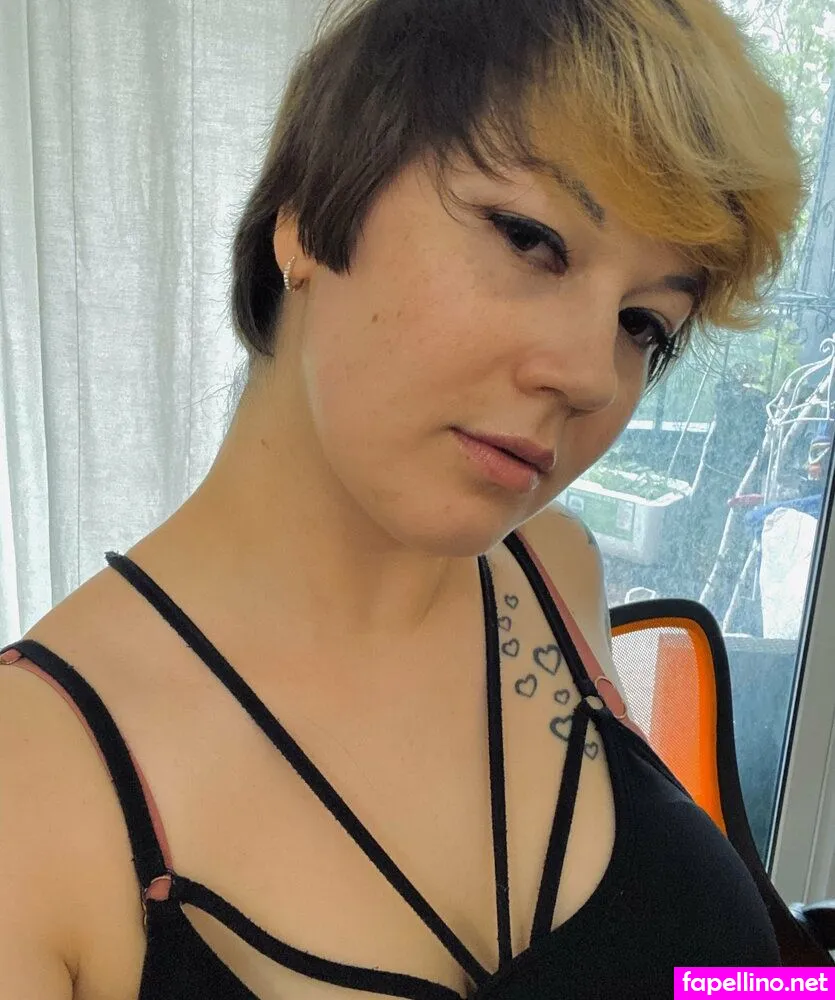 geek.of.rivia, liana.thegeek Nude Leaked OnlyFans Photo #4iotYdycUE