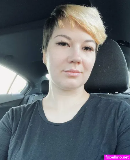 Liana Thegeek OnlyFans Thumbnail #WWqbGUxKaJ