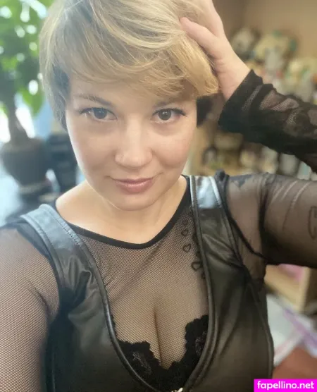Liana Thegeek OnlyFans Thumbnail #xnxrFe3XvZ