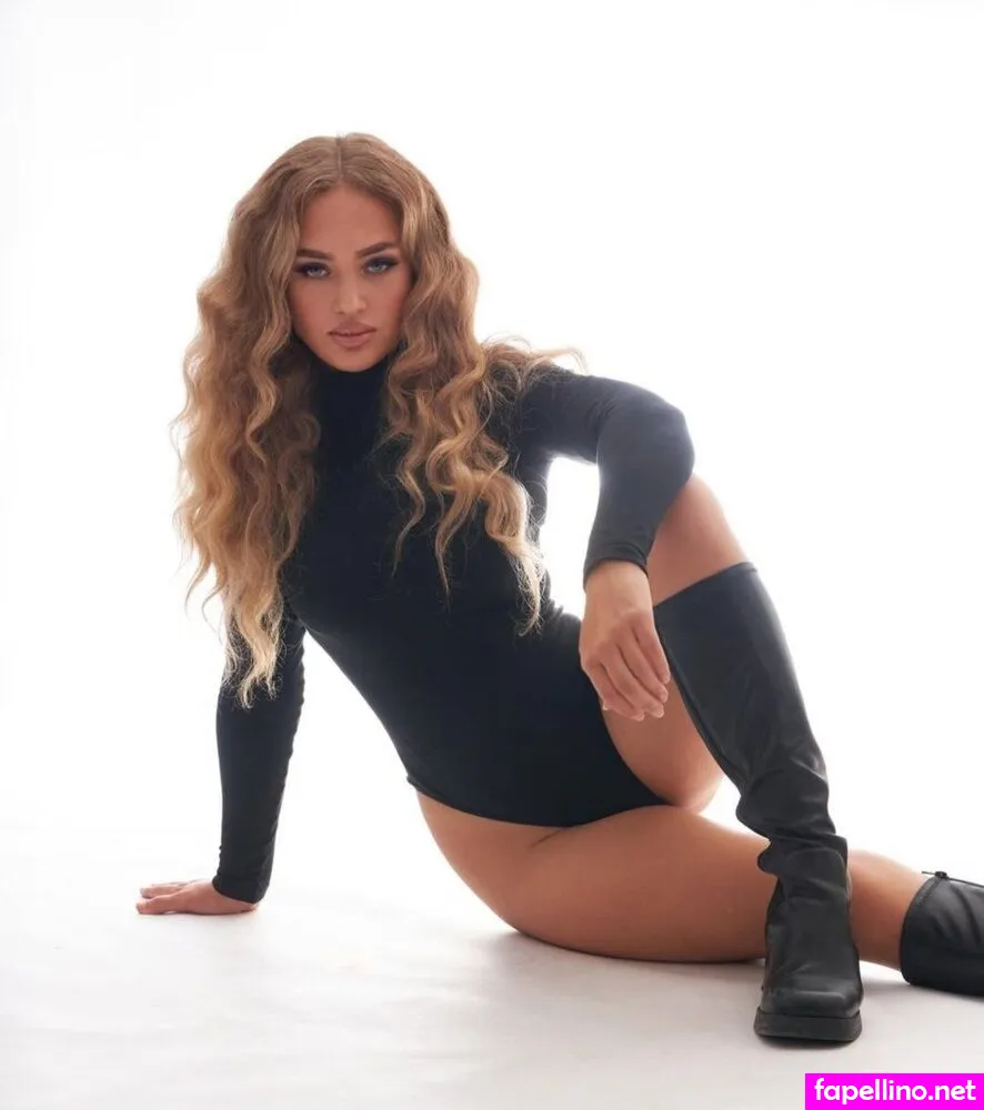 Lianadaria Nude Leaked OnlyFans Photo #HvEIzZBfPW